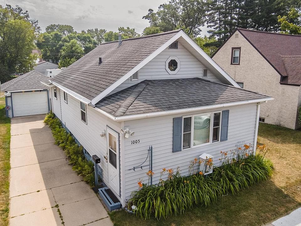 1st image of 1005 S 12TH AVENUE