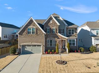 132 Pondside Dr, Apex, NC 27539
