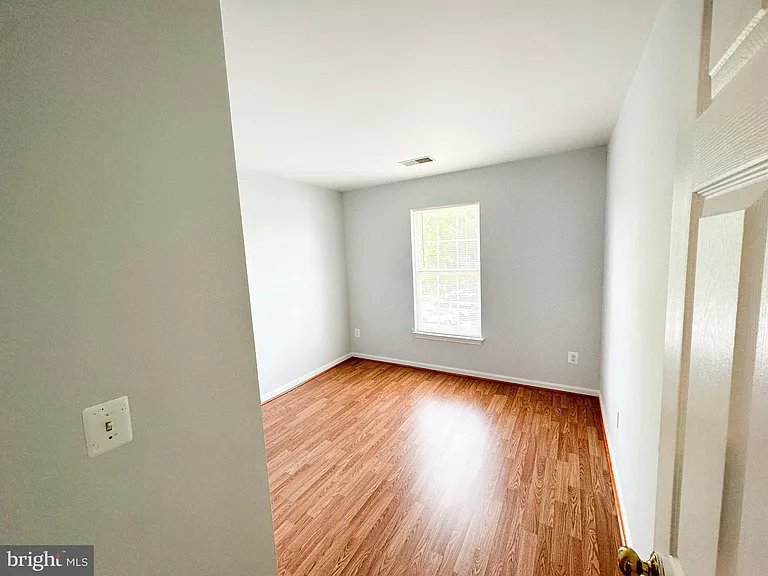 20910 Butterwood Falls Ter — Photo 10