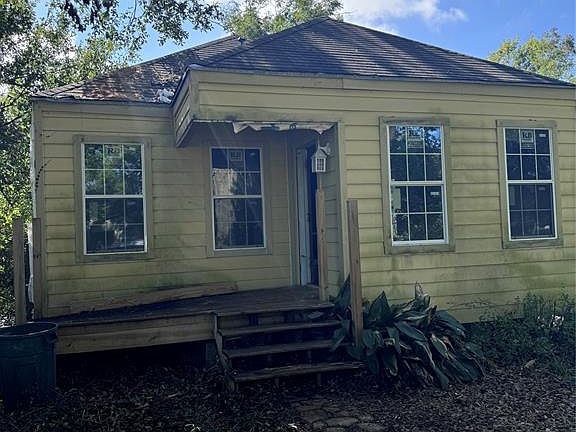 3rd image of 413 12th Avenue