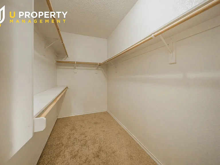 3325 Devonshire Dr — Photo 22