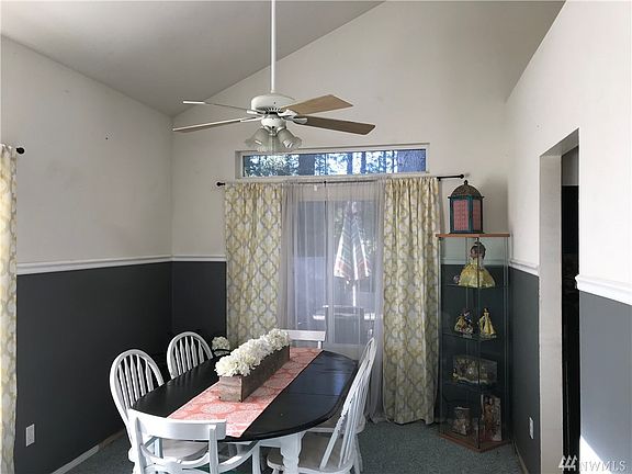 4th image of 3425 Beth Ct NE