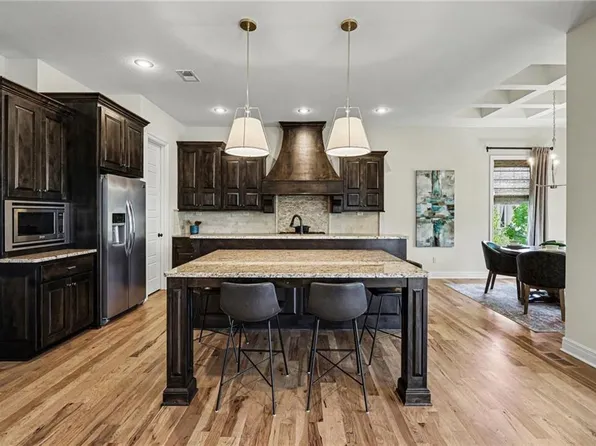 12405 W 162nd St, Overland Park, KS 66221