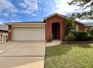 14044 Fontana Rd, Roanoke, TX 76262