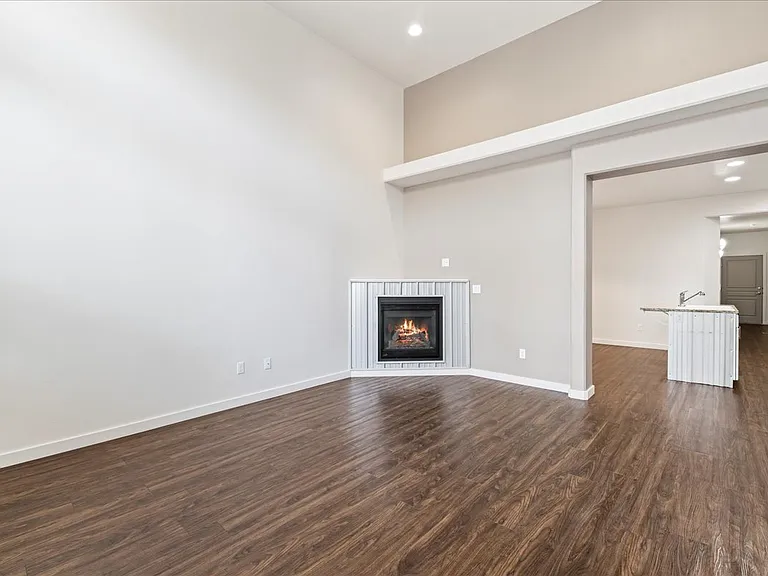Verraso Village Townhomes — Photo 27