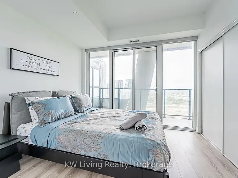 108 Peter St #1116 — Photo 17