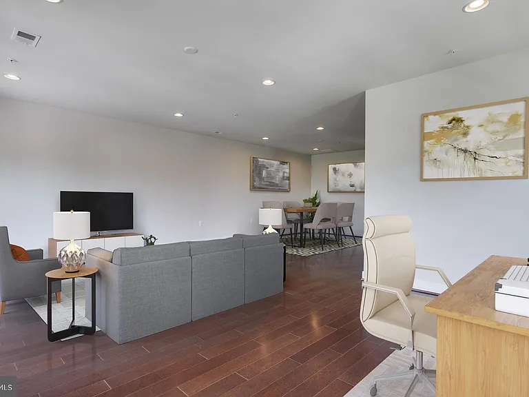 737 Diamond Ave #102 — Photo 18