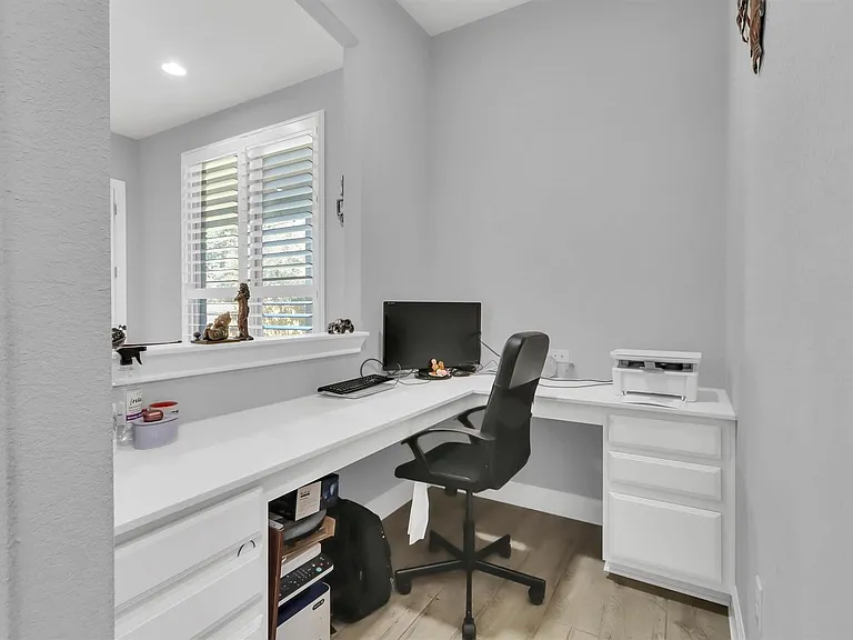 16321 Horse Trap Ln — Photo 16