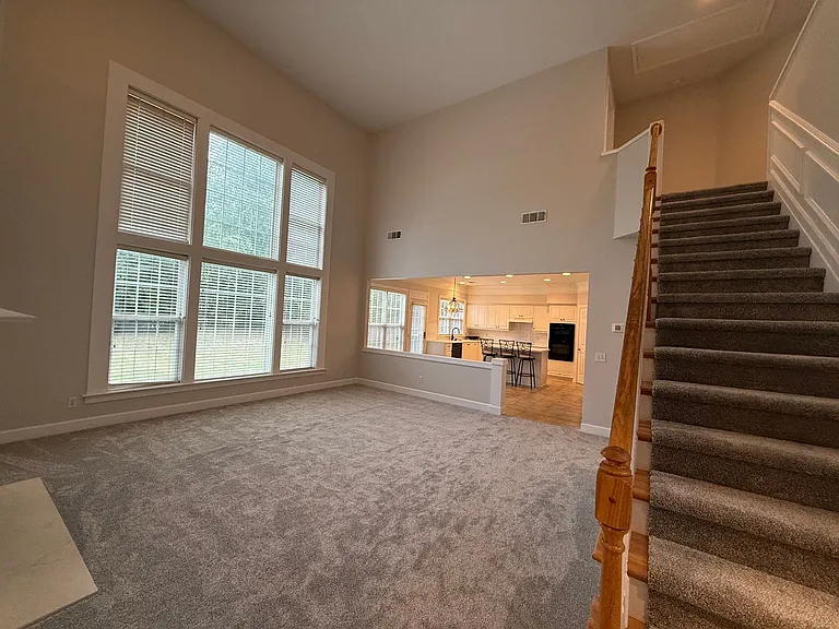 11 Treyburn Ct — Photo 3