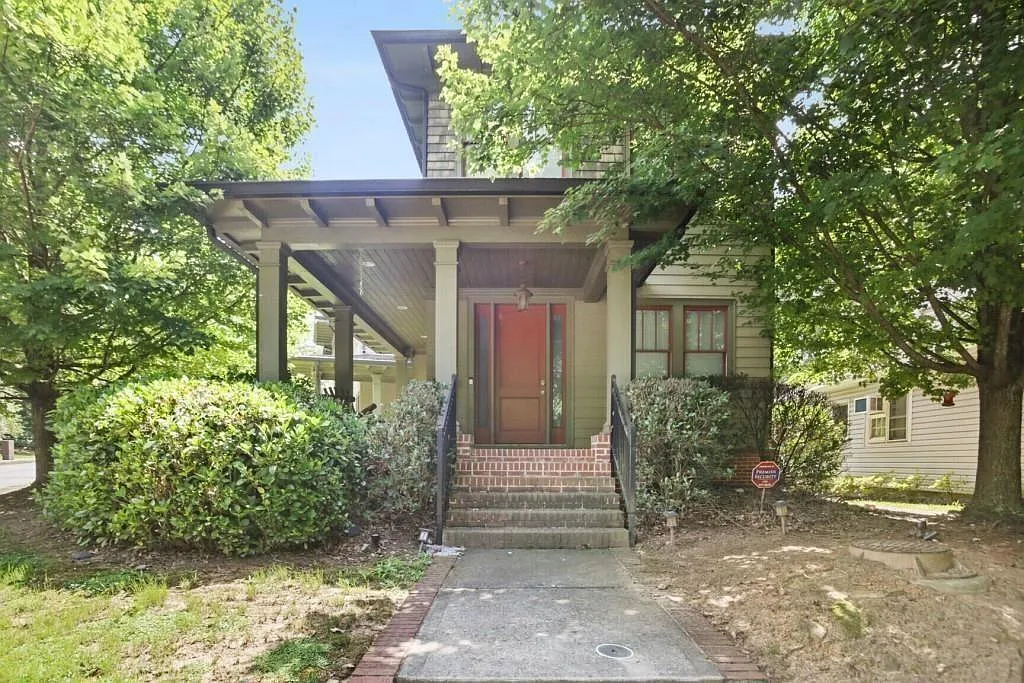 3 bed, 3.5 bath, 1910 sqft, $6,500 — Photo 1