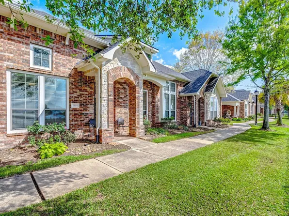 2614 Arbor Hill Ln, Pearland, TX 77584