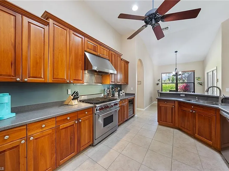 14864 Indigo Lakes Cir — Photo 10