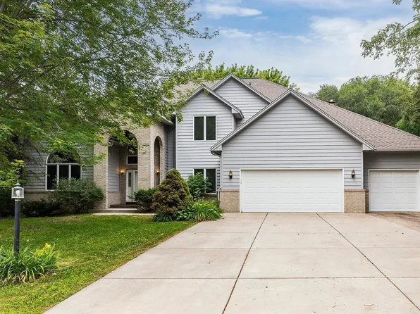 7204 Heatherton Cir, Edina, MN 55435