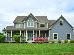 36 Fieldstone Dr, Augusta, ME 04330