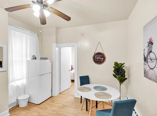 260 Quince St #1F, Philadelphia, PA 19107