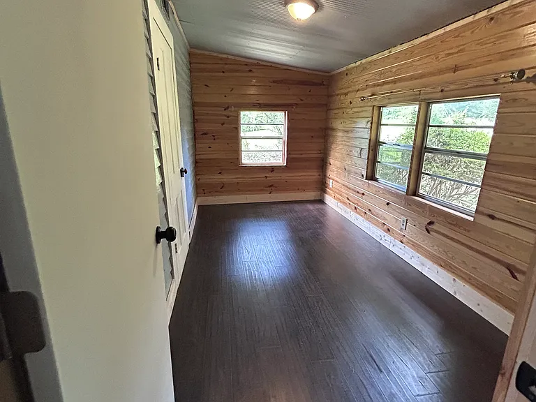 1153 County Road 216 — Photo 4