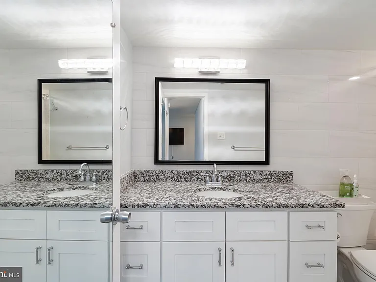 101 S Plaza Pl #1012 — Photo 17