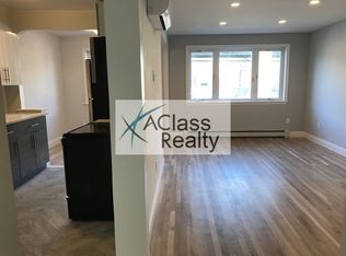 2412 Hoyt Ave S #2U, Astoria, NY 11102