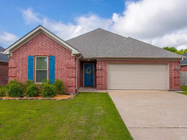 131 Vienne Pl, Maumelle, AR 72113