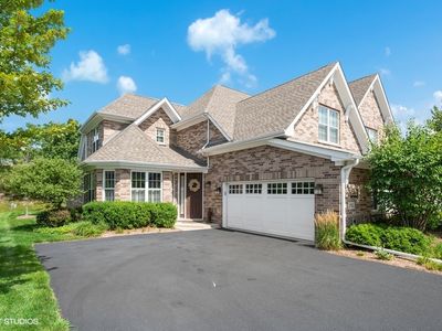 2164 Washington Dr, Northbrook, IL, 60062