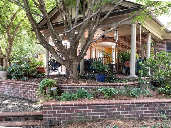 120 W 1st Ave, Lexington, NC 27292