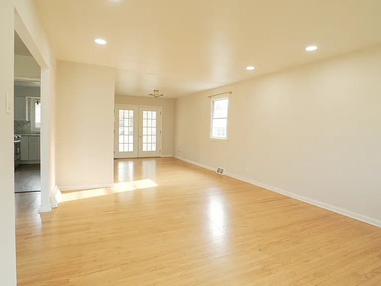 222 Belle Arbor Dr — Photo 7