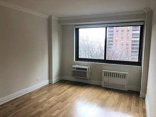 Rented by A&E Real Estate Management | media 12