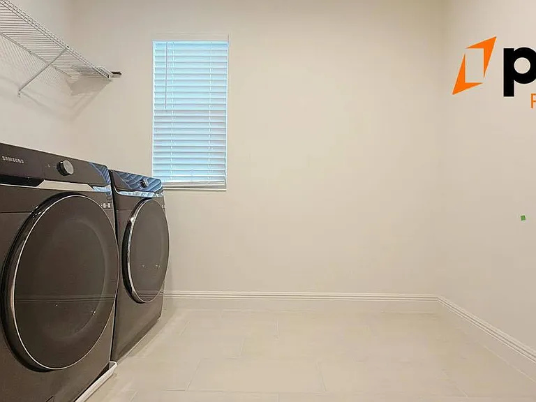 7896 Syracuse Dr — Photo 35