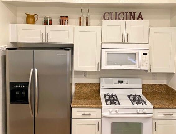 4th image of 544 N Via Colinas