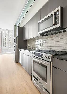 Rented by Compass | media 14