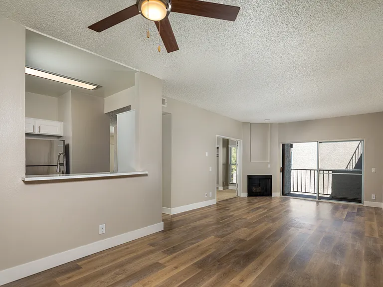 Canyon Crest — Photo 11