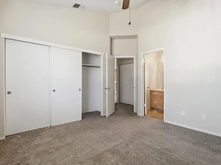 9386 Laguna Pointe Way — Photo 11