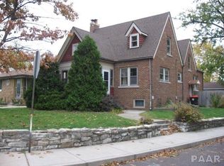 917 E Seneca Pl, Peoria, IL 61603