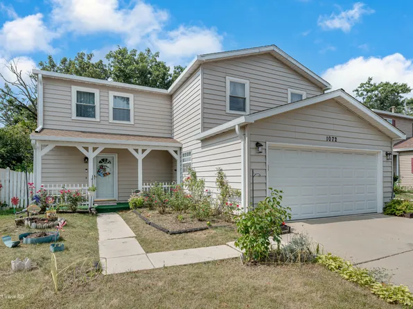 1072 Fulton Dr, Streamwood, IL 60107