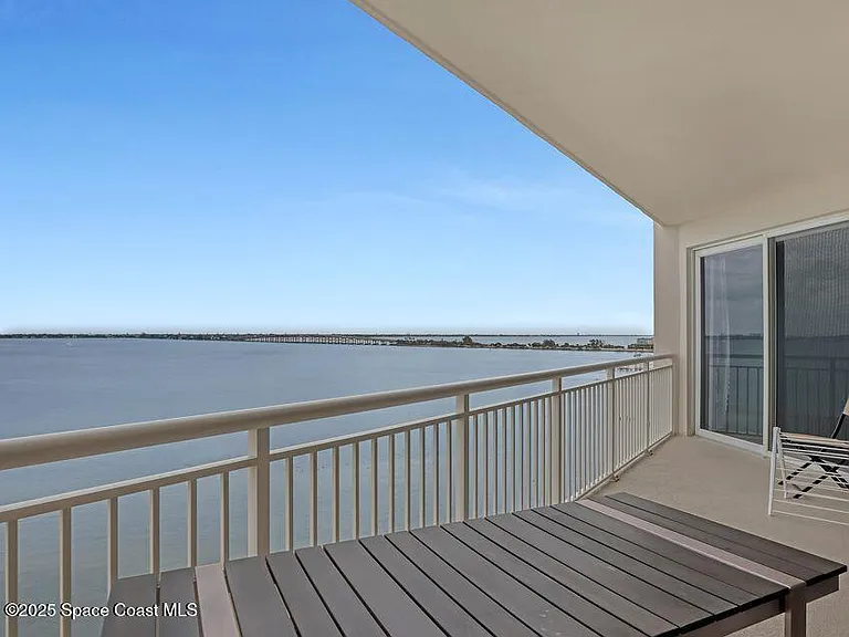 1435 S Harbor City Blvd #703 — Photo 42