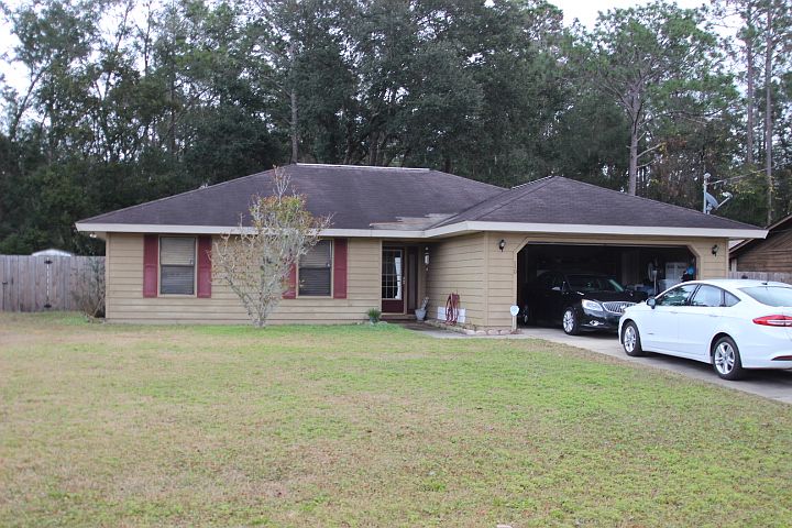 1st image of 140 Underwood Dr