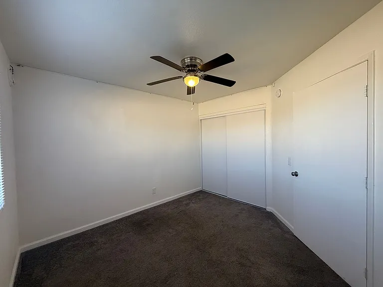 524 E Avenue Q12 #4 — Photo 8