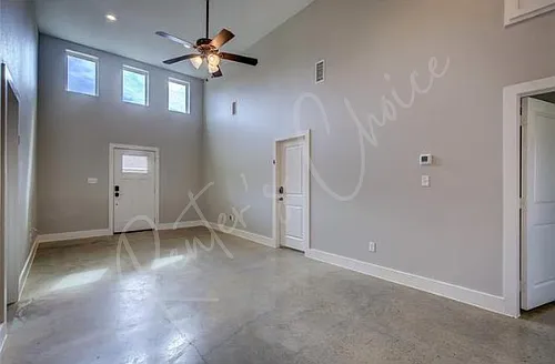 703 Maple St #1 — Photo 6