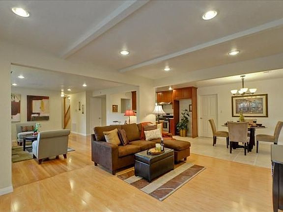 5th image of 2835 Burl Ct