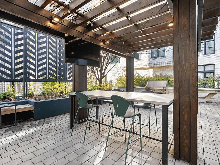 Outdoor Patio Area at The Parker Apartments in Portland, OR 97209