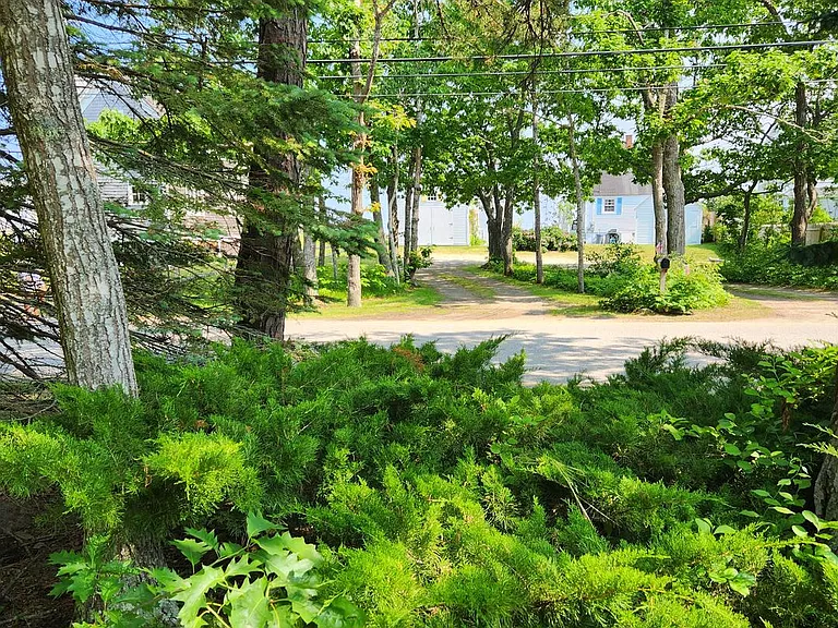 722 Kings Hwy — Photo 17