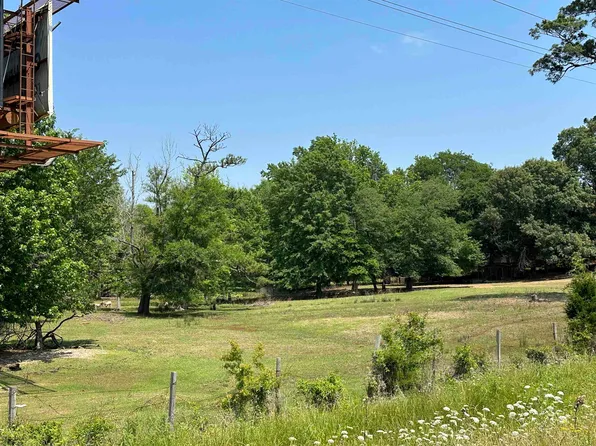 /459ac Kilgore Dr, Henderson, TX 75652
