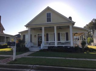 13 Maypop Ave, Hattiesburg, MS 39402
