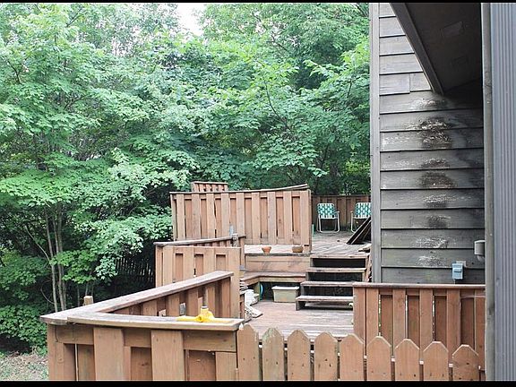 2nd image of 10108 Lonesome Pine Dr