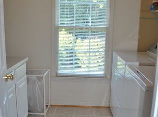 42 Norfolk St, Fredericksburg, VA 22406