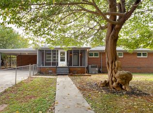 212 1st Ave, Tuscumbia, AL 35674