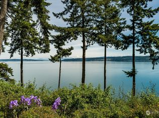 619 Race Rd, Coupeville, WA 98239