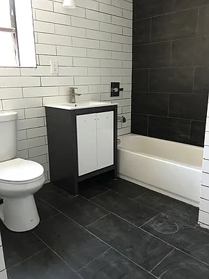 Rented by Avenues Real Estate | media 4