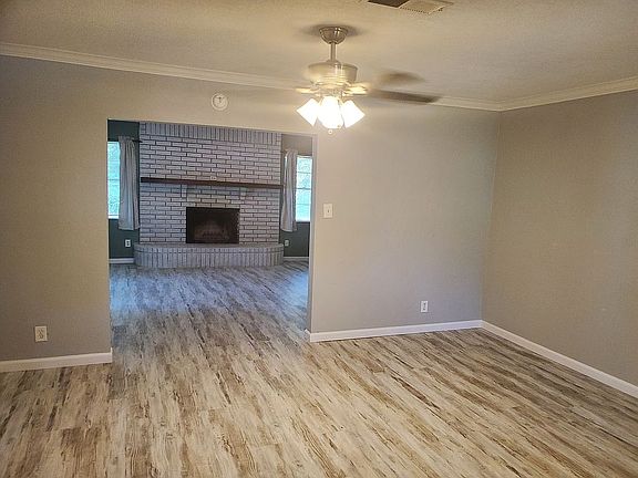 5th image of 525 Moreland St