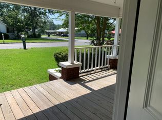 209 S Ralph St, Claxton, GA 30417